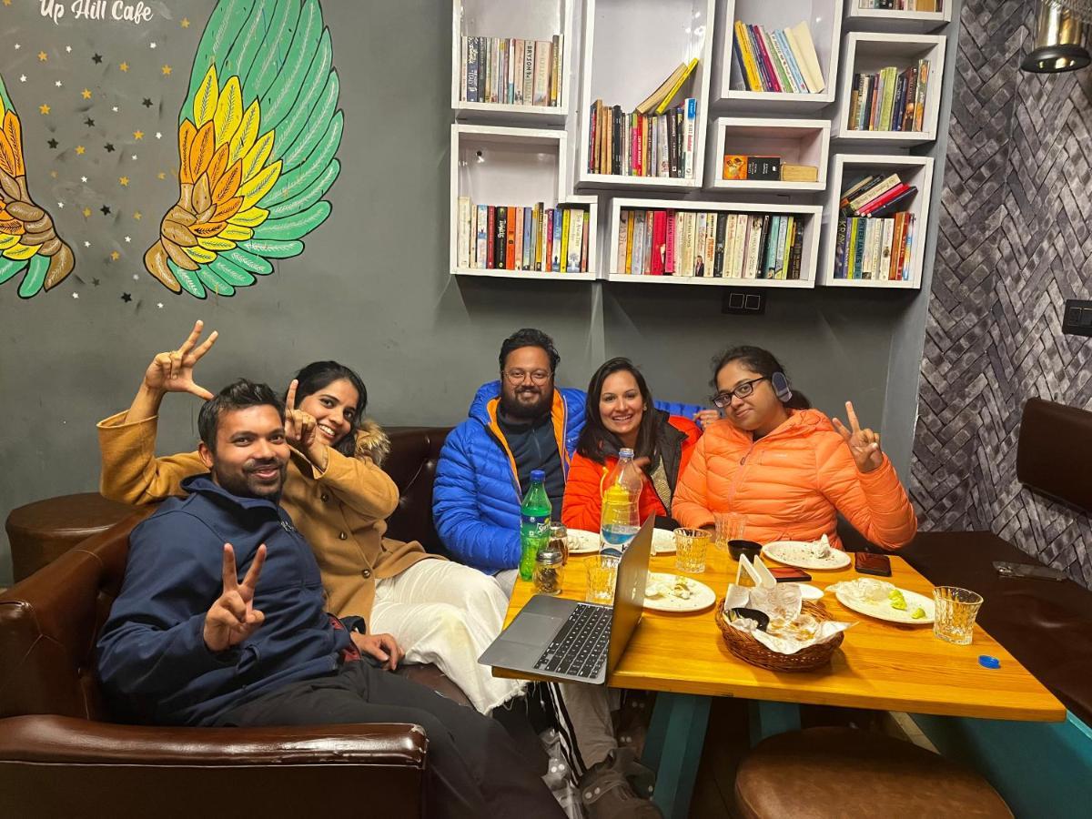 Everest Guest House Гульмарг Экстерьер фото