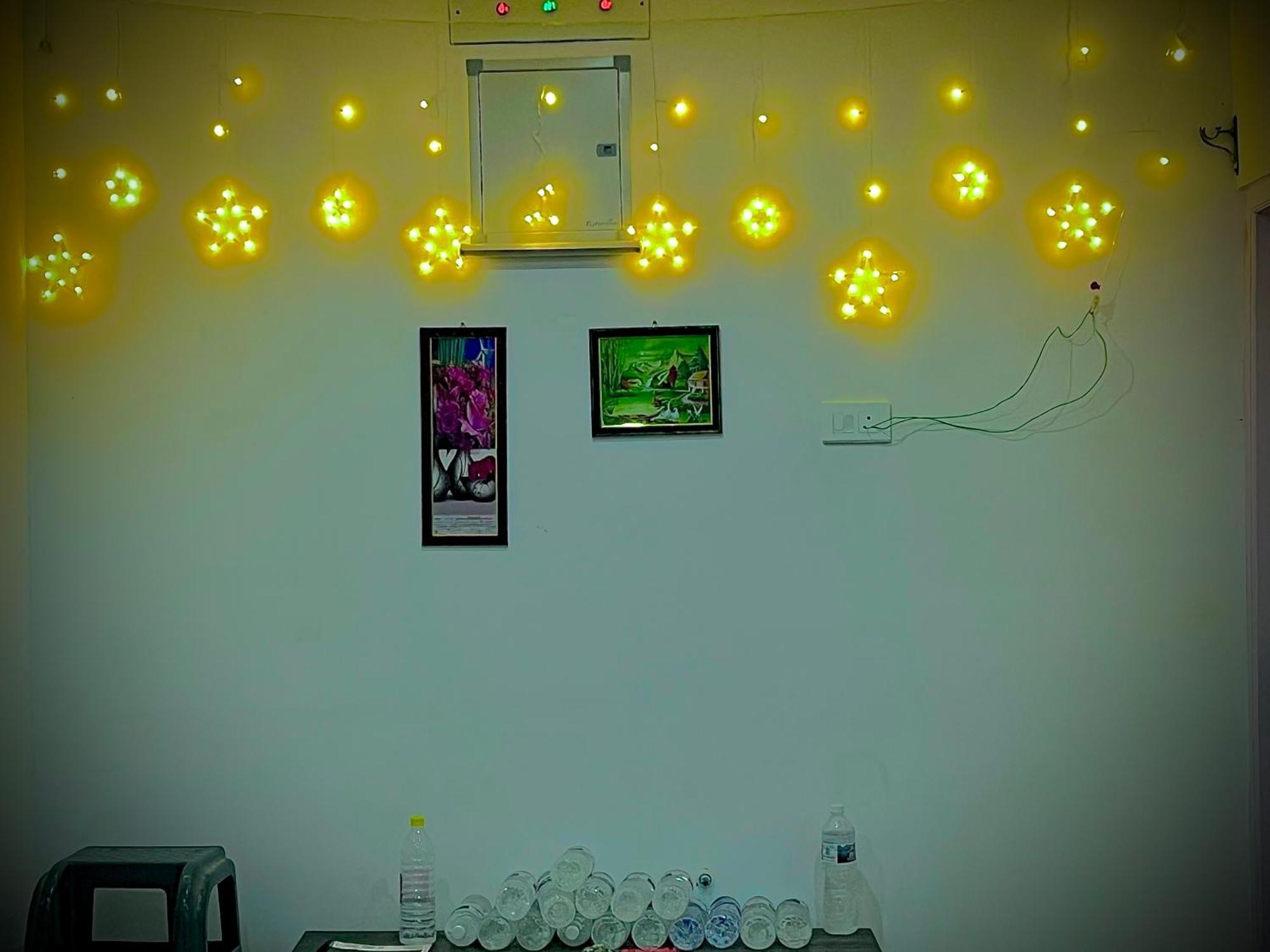 Everest Guest House Гульмарг Экстерьер фото